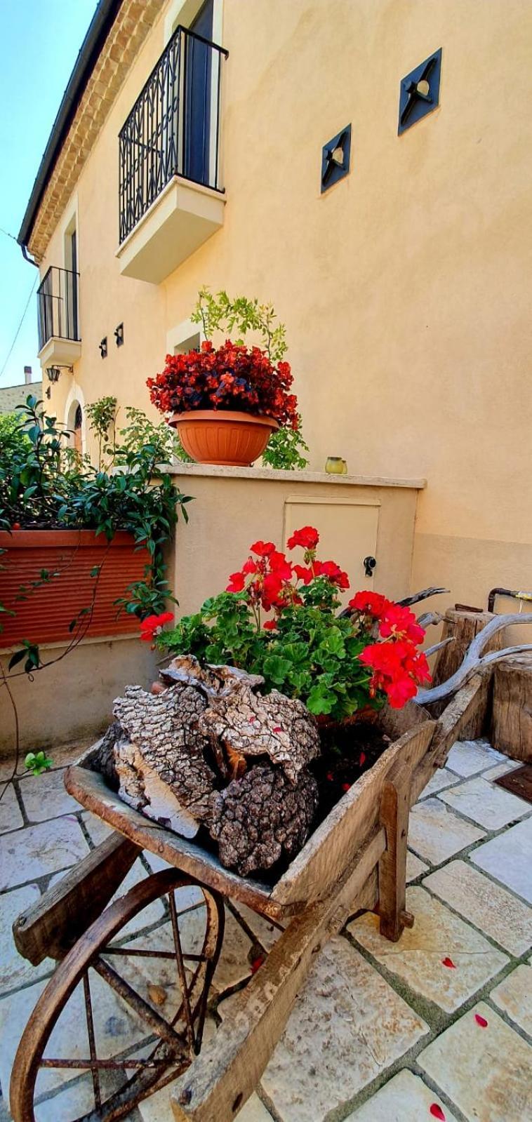 Fagnano Alto Dimora Dei Baldi - Rooms & Relax מראה חיצוני תמונה