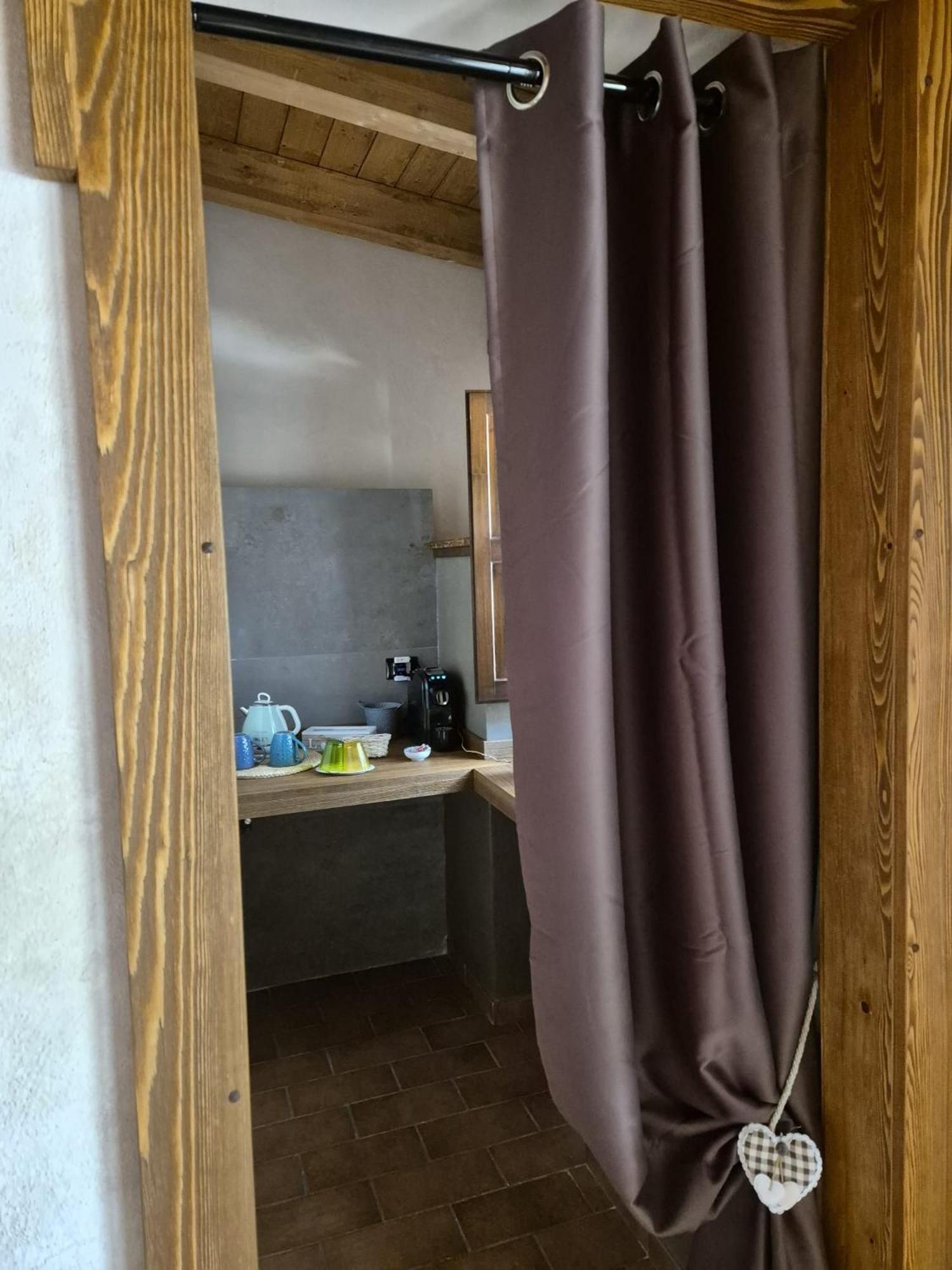 Fagnano Alto Dimora Dei Baldi - Rooms & Relax מראה חיצוני תמונה